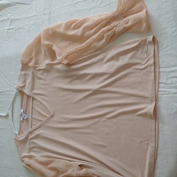 Women's Calvin Klein blush pink blouse top v-neck easy care shirred cuff large - Picture 2 of 10